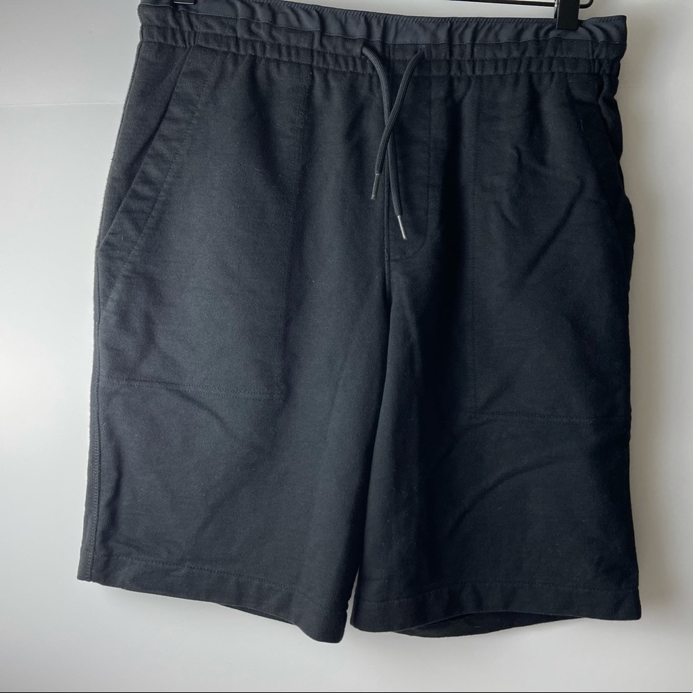 Men’s Gap Sweatpants Shorts Size Small